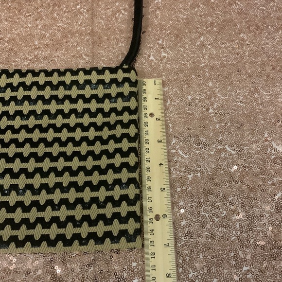 Vintage Reva Black and Tan Fabric Purse With Black Suede Strap and Tassel - Picture 4 of 5